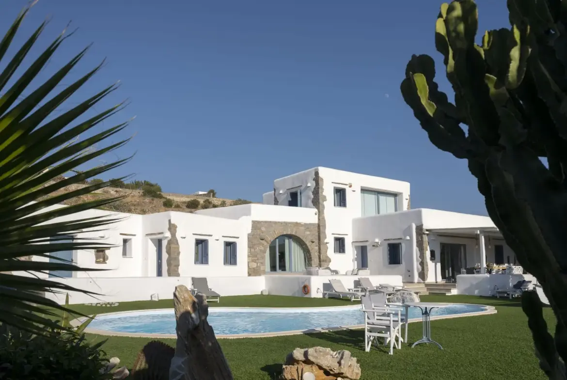 Ianos – House in Paros