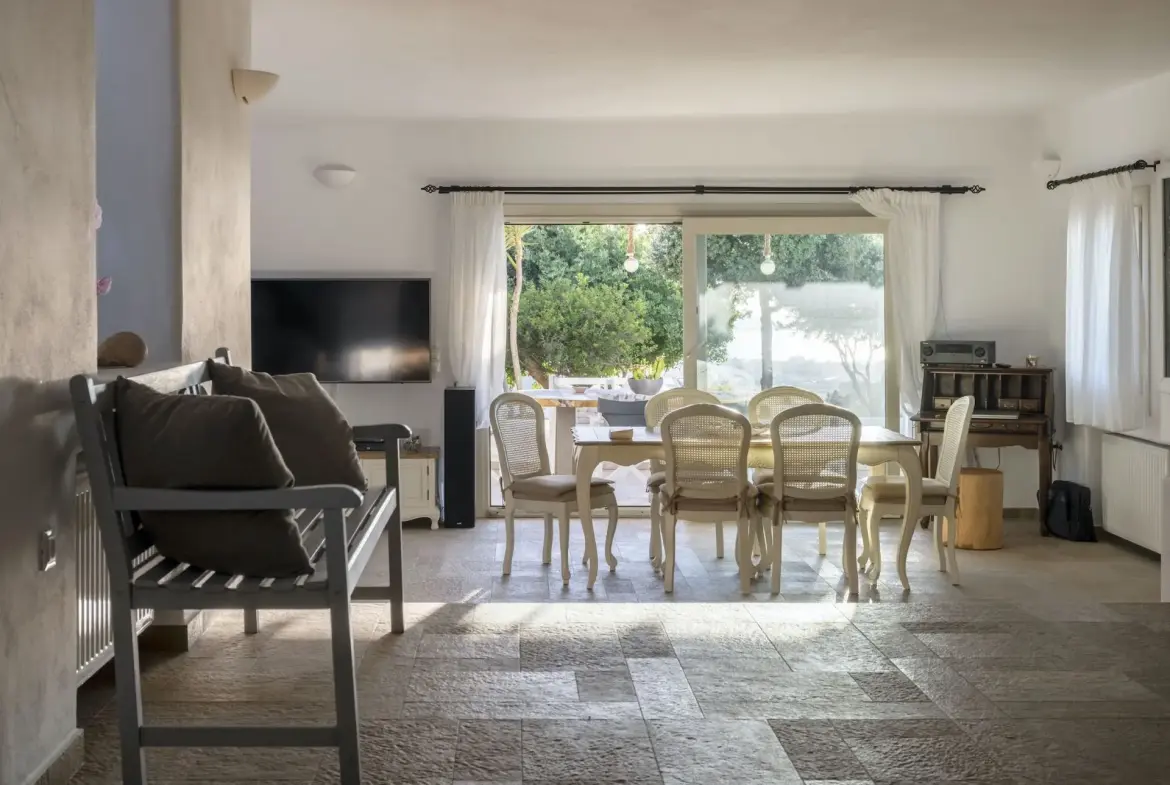 Ianos – House in Paros