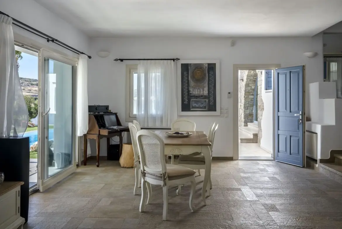 Ianos – House in Paros