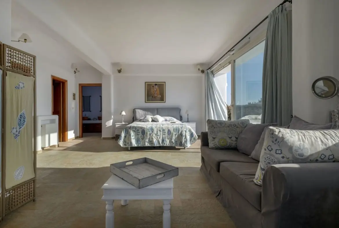 Ianos – House in Paros
