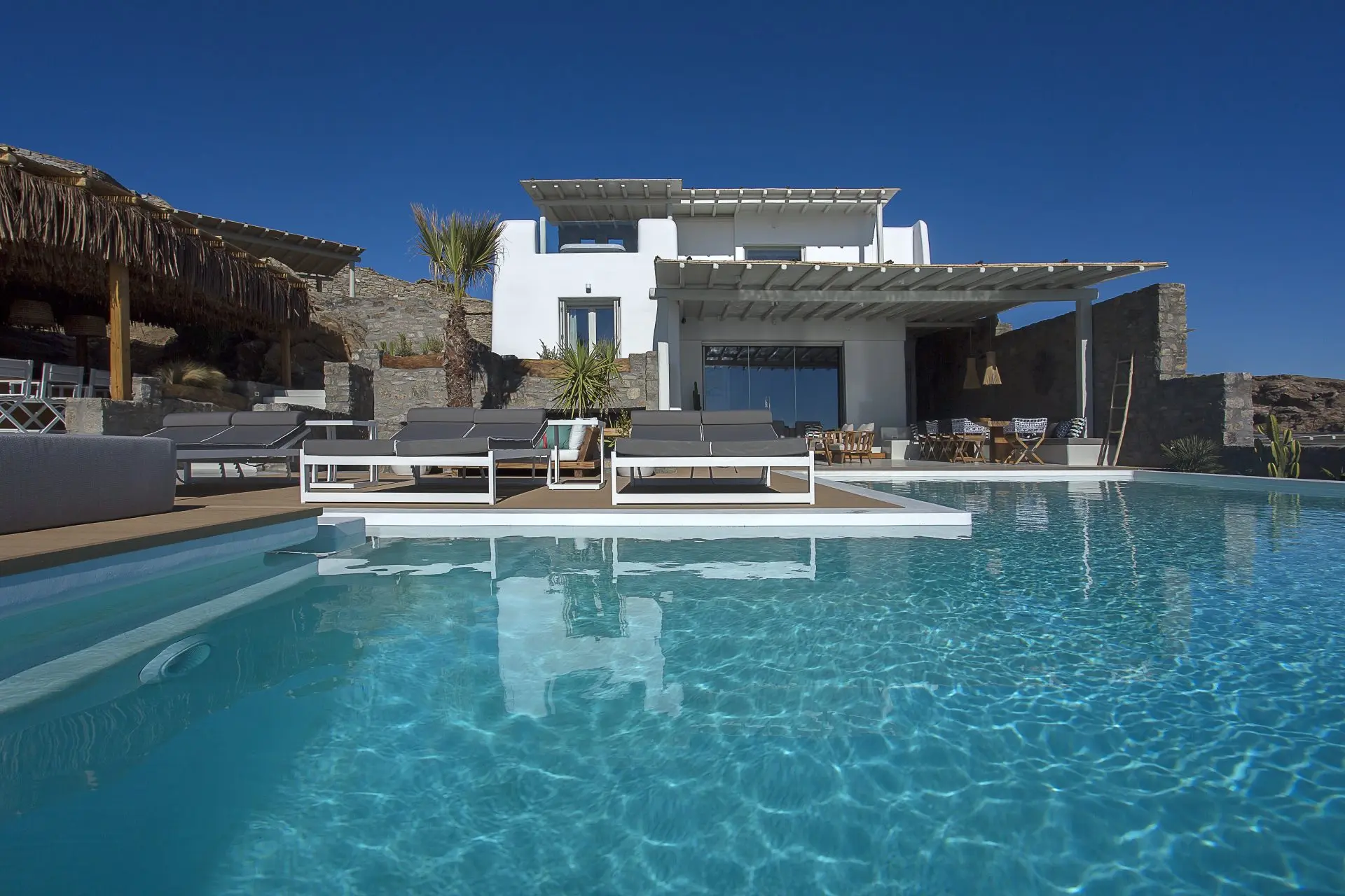 Icarus – House in Mykonos