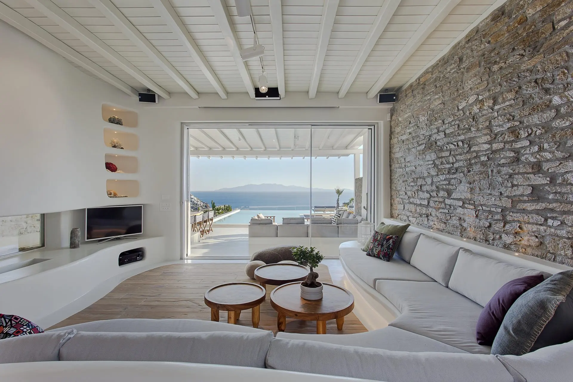 Icarus – House in Mykonos