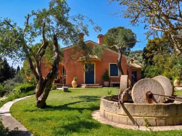 Idyllic Setting – House in Corfu