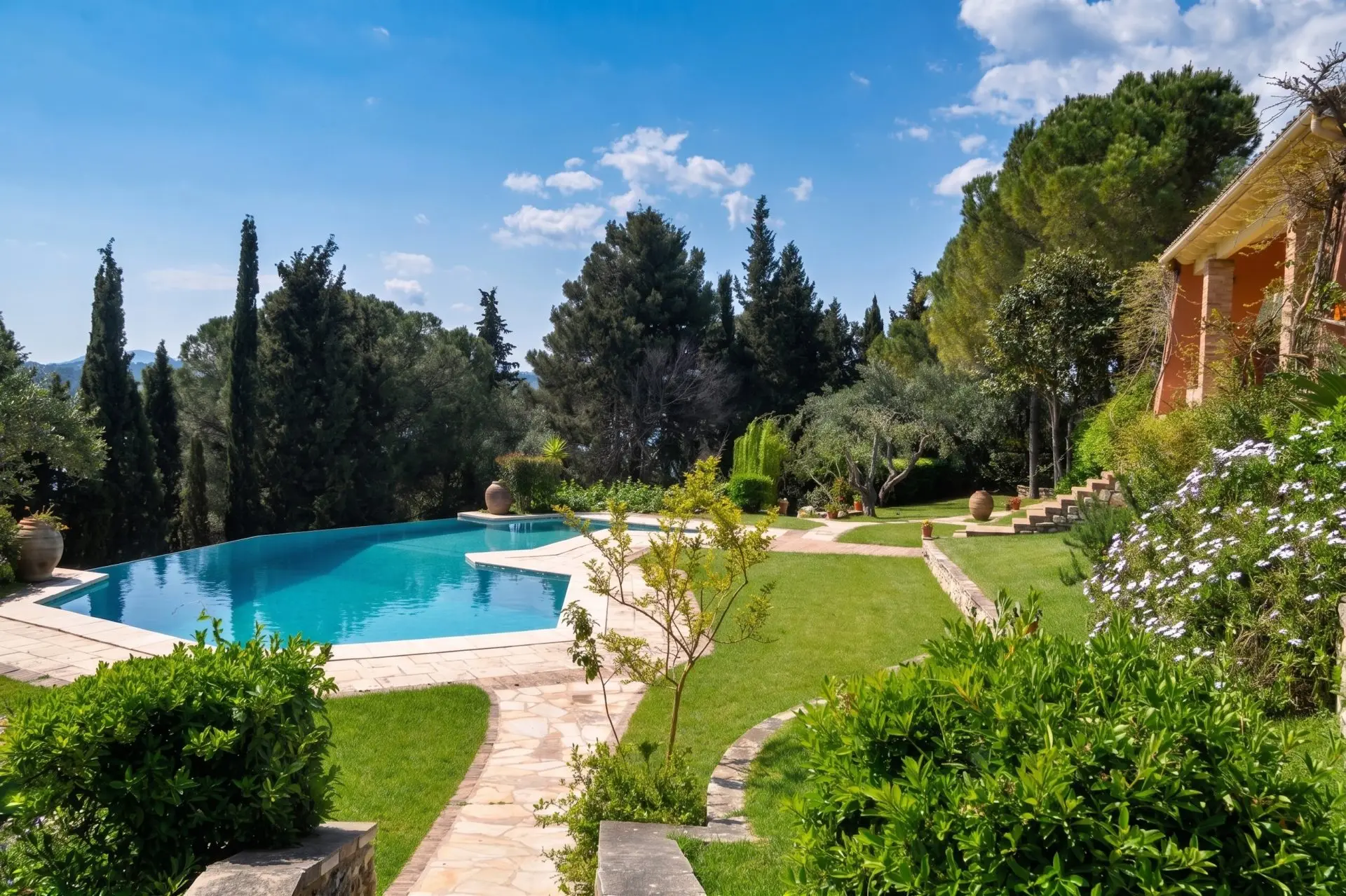 sothebys-greece-idyllic-setting-2026-06-26_14-23-24_522975 Idyllic Setting – House in Corfu