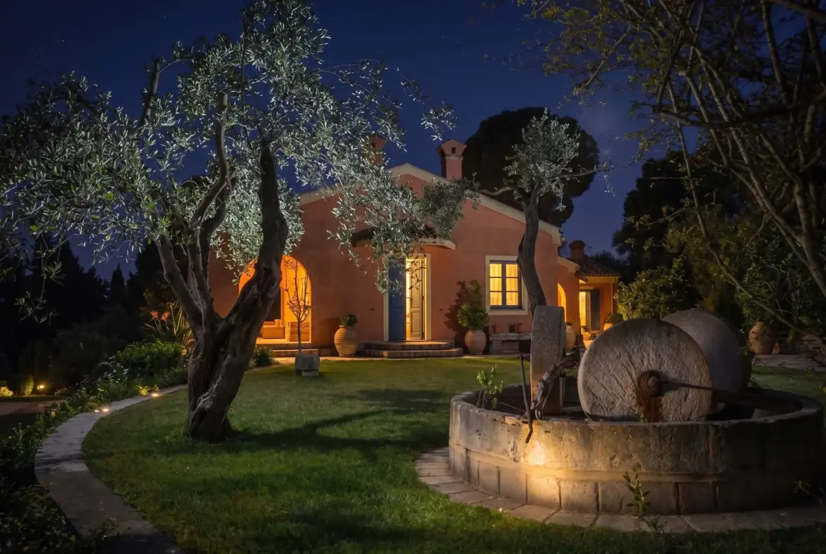 Idyllic Setting – House in Corfu