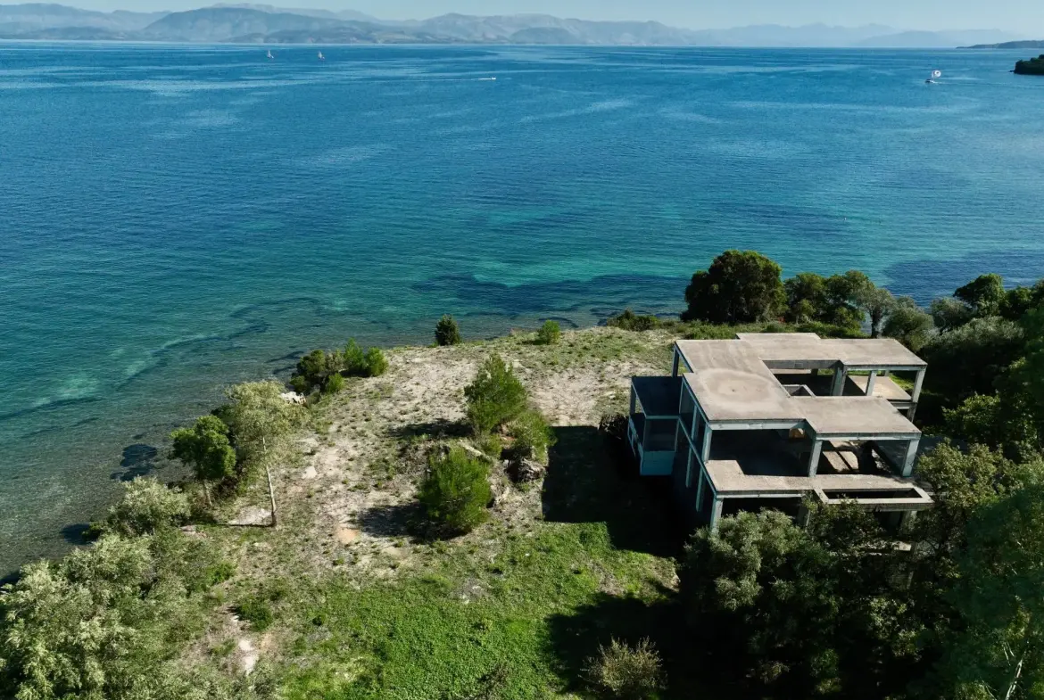 Idyllion – Land in Corfu