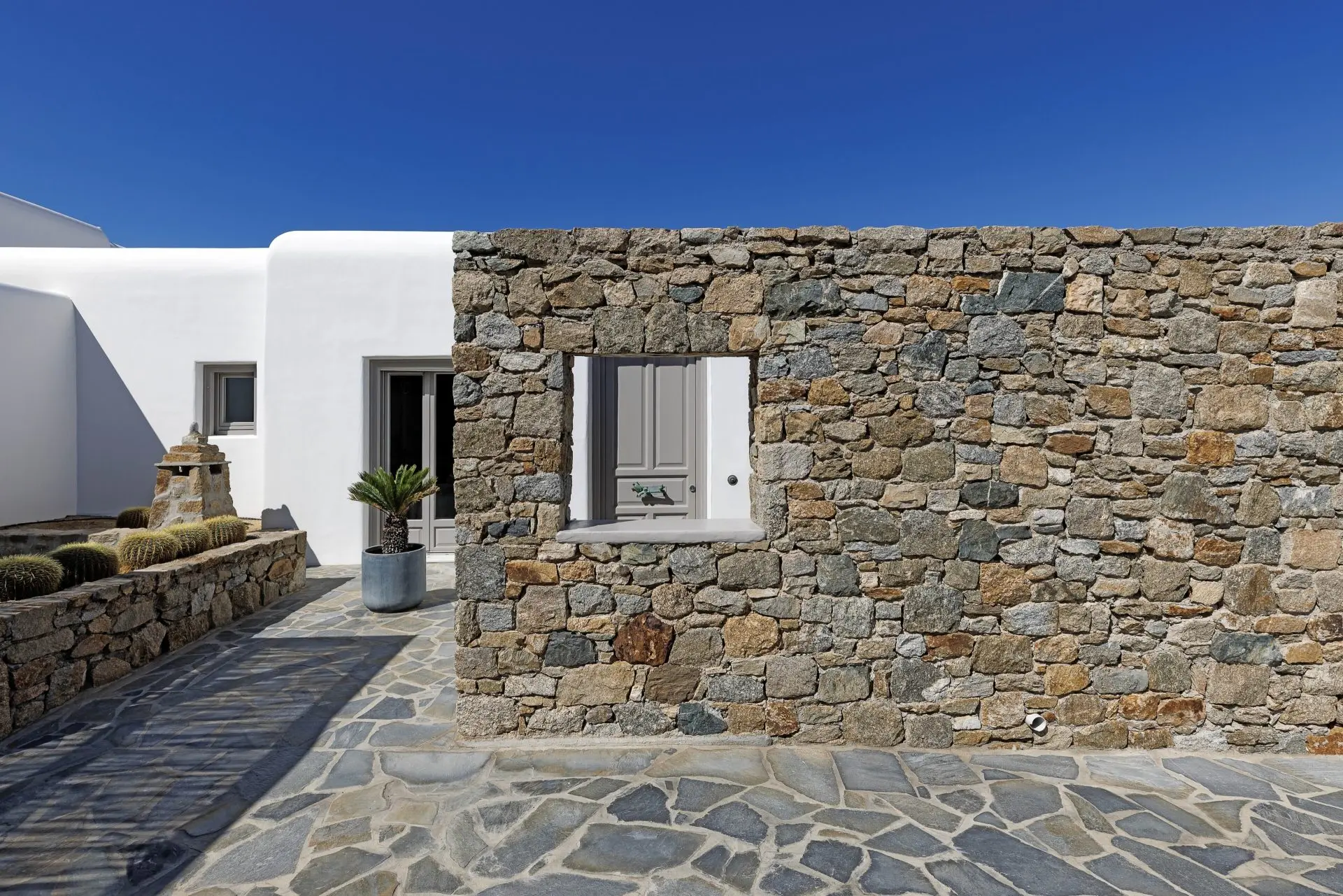 Iliachtida – House in Mykonos