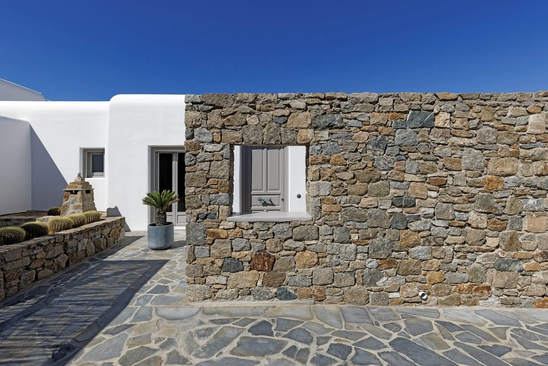 Iliachtida – House in Mykonos