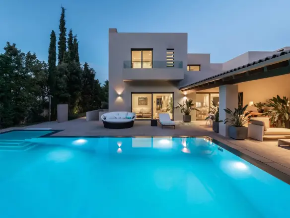 Irea – House in Athens Northern Suburbs