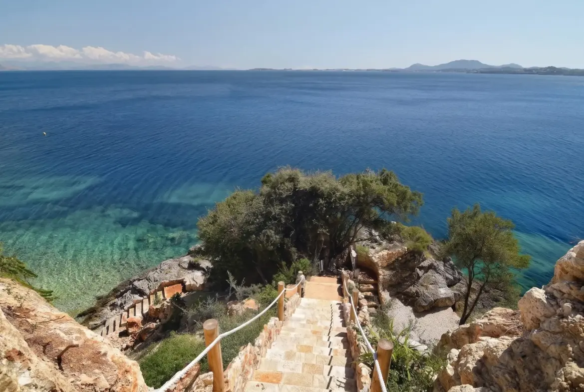 Iris – House in Corfu