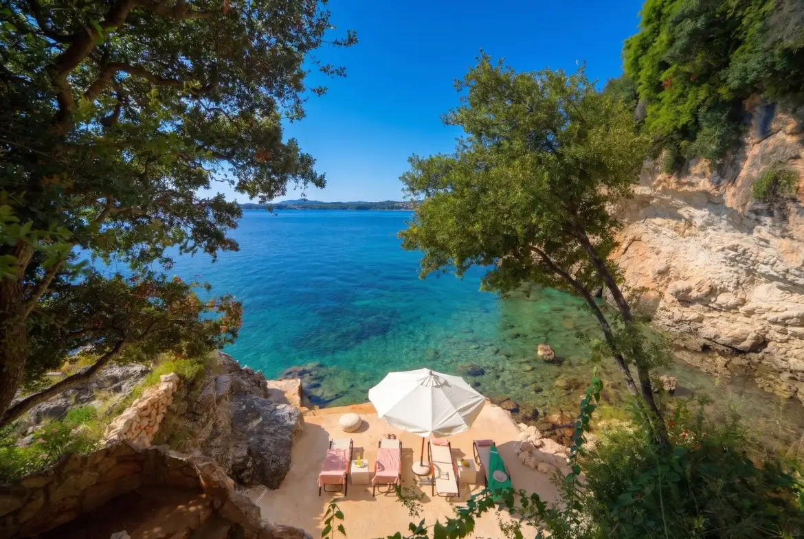 Iris – House in Corfu
