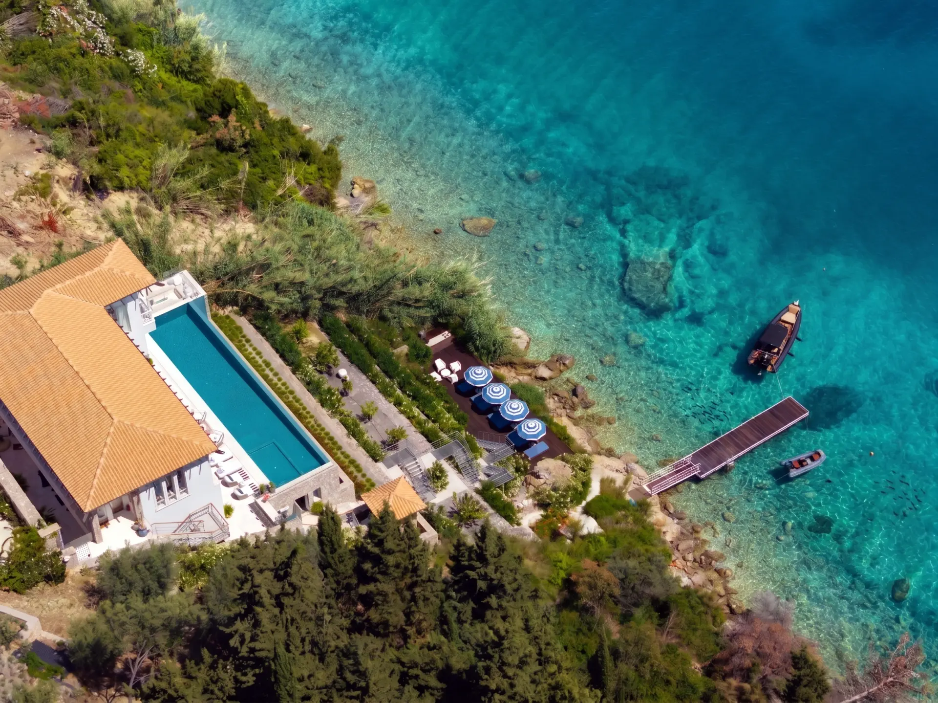 Isola – House with guest house in Lefkada