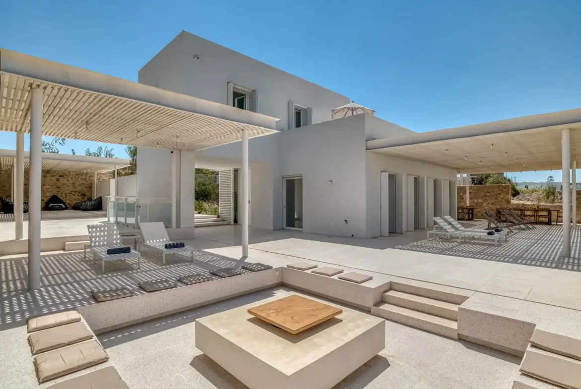 Kalopsia – House in Paros