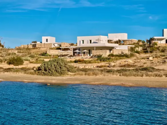 Kalopsia – House in Paros