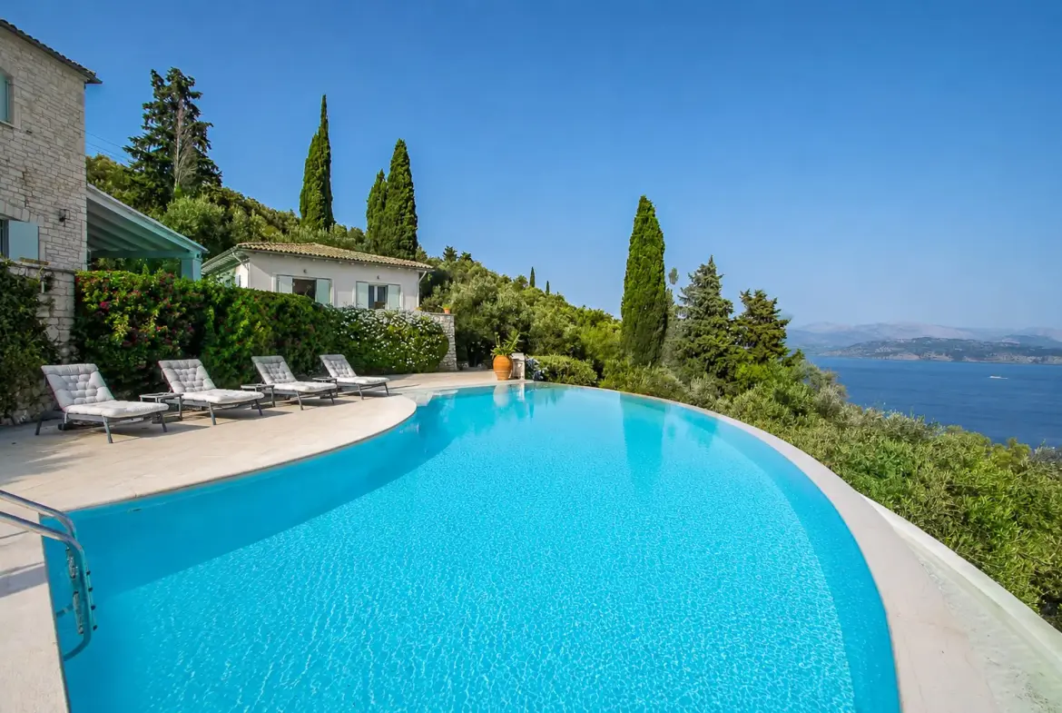Kastellino – House in Corfu