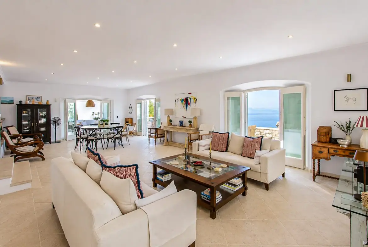 Kastellino – House in Corfu