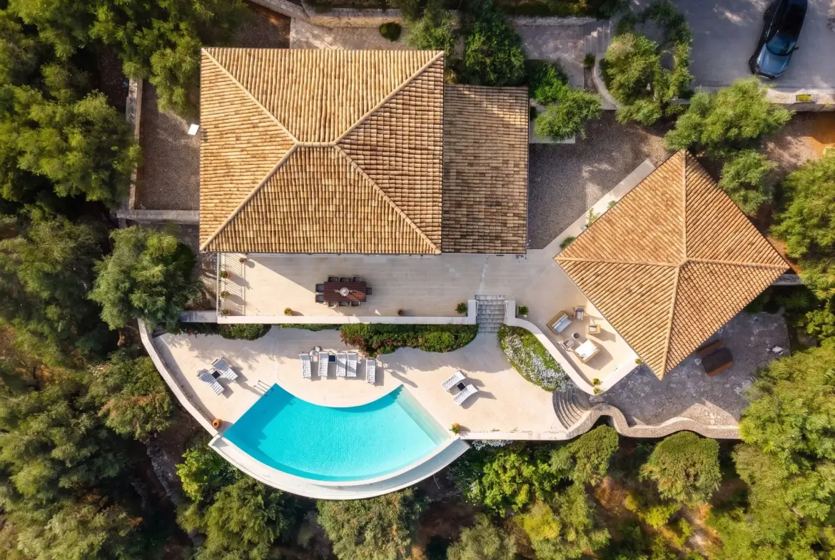 Kastellino – House in Corfu