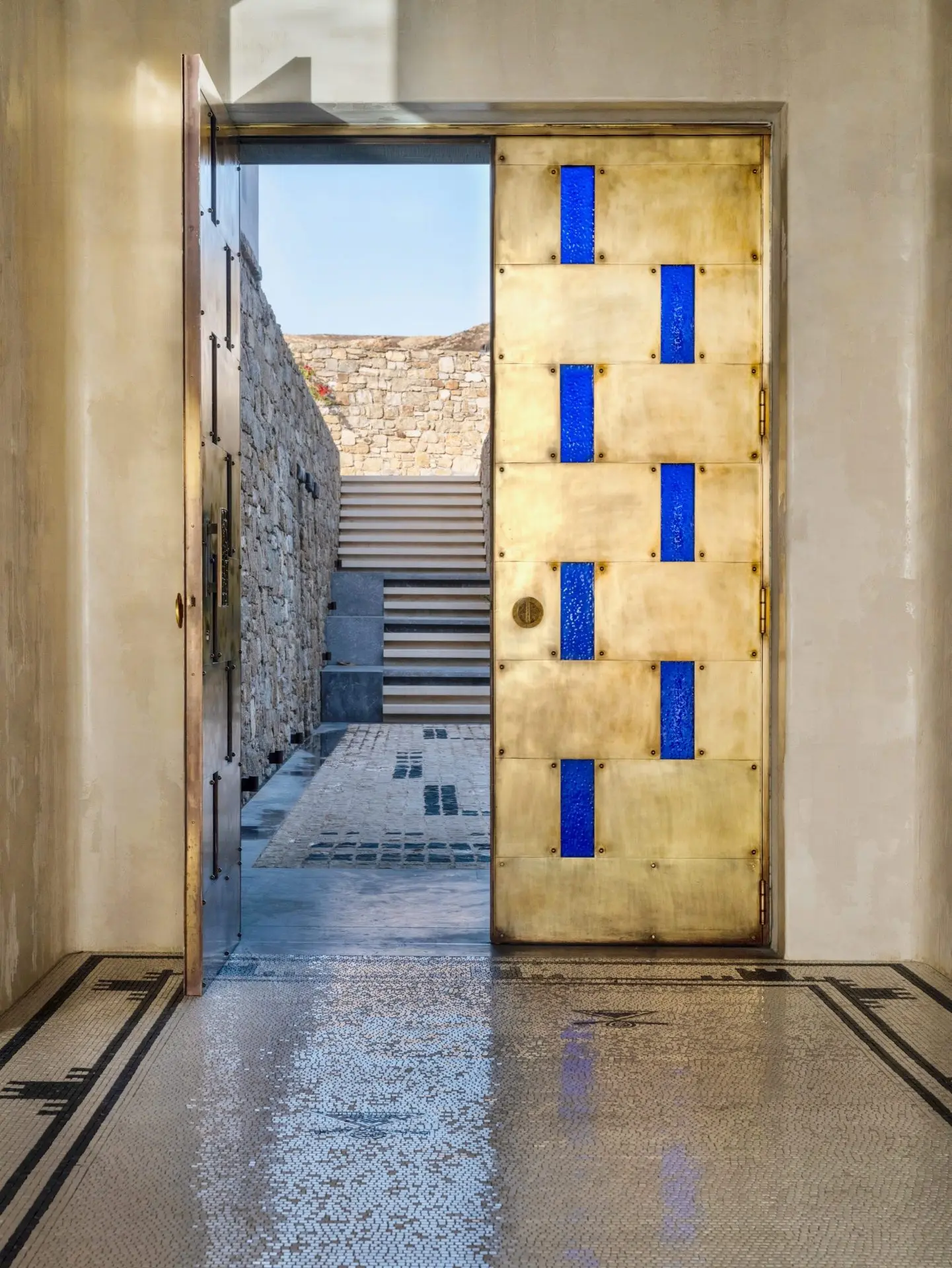 sothebys-greece-la-chamade-2020-12-03_10-32-11_444067-scaled-1 Techne – House in Mykonos