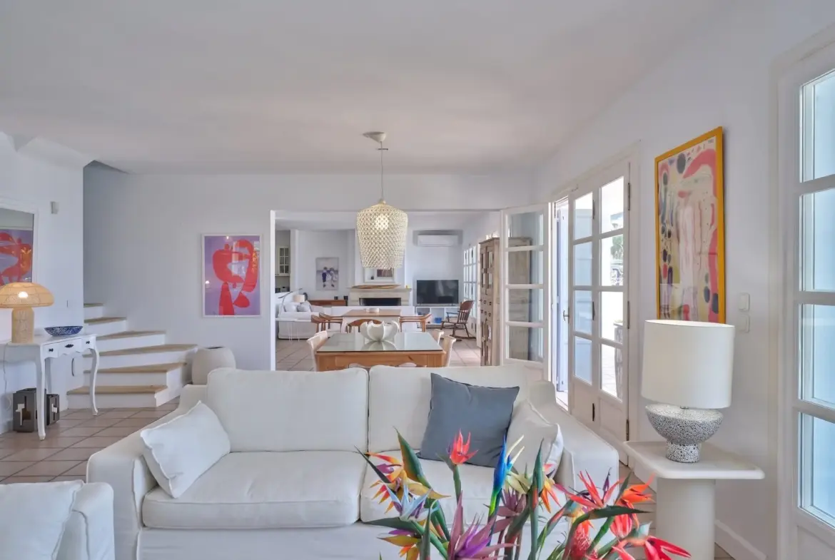 Lila – House with guest house in Porto Heli
