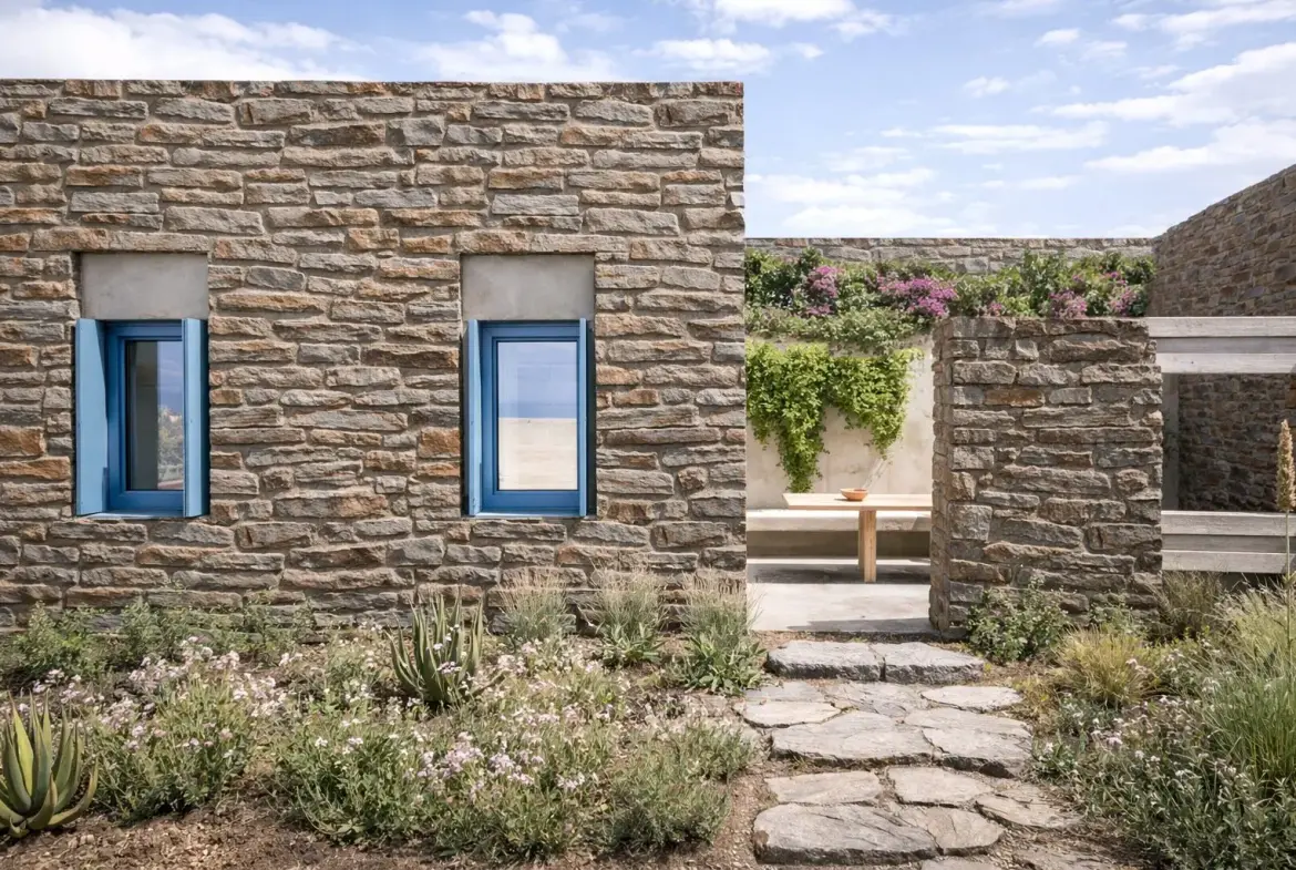 Lorin – House in Folegandros