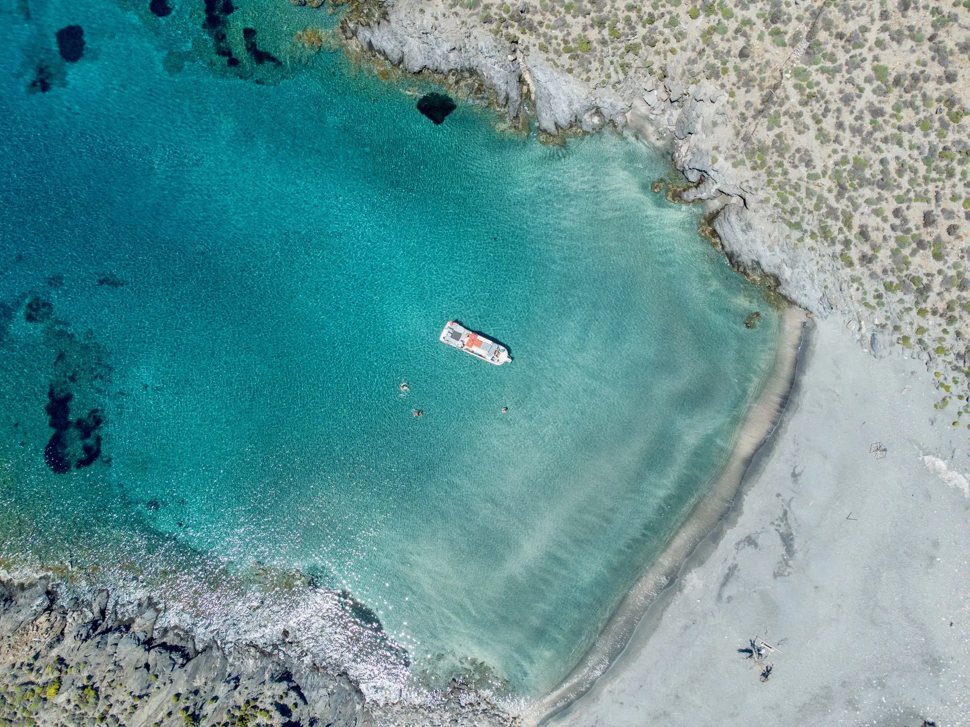 Marble Beach – Land in Syros