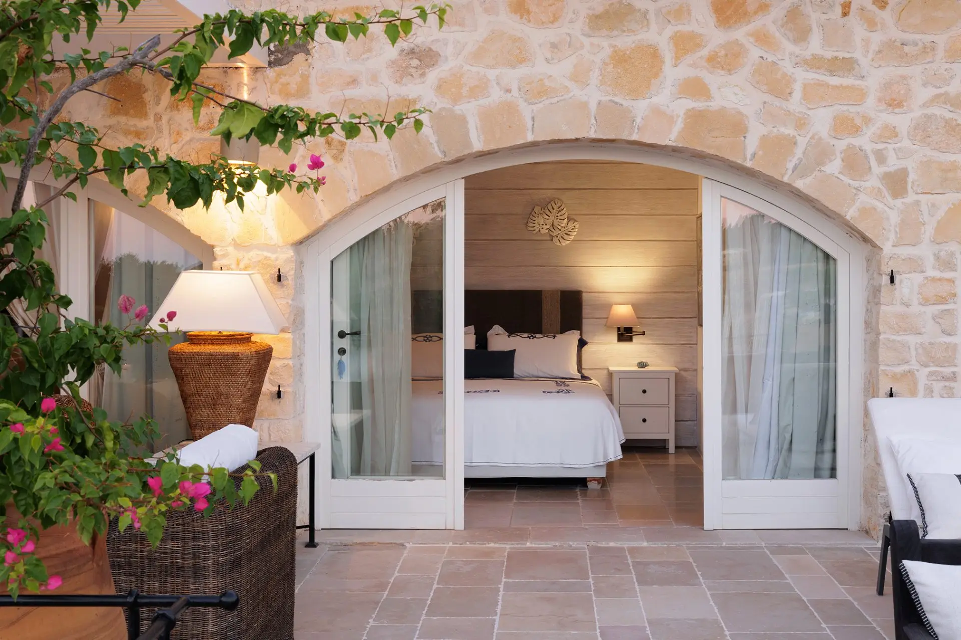 Marina – House with guest house in Paxos