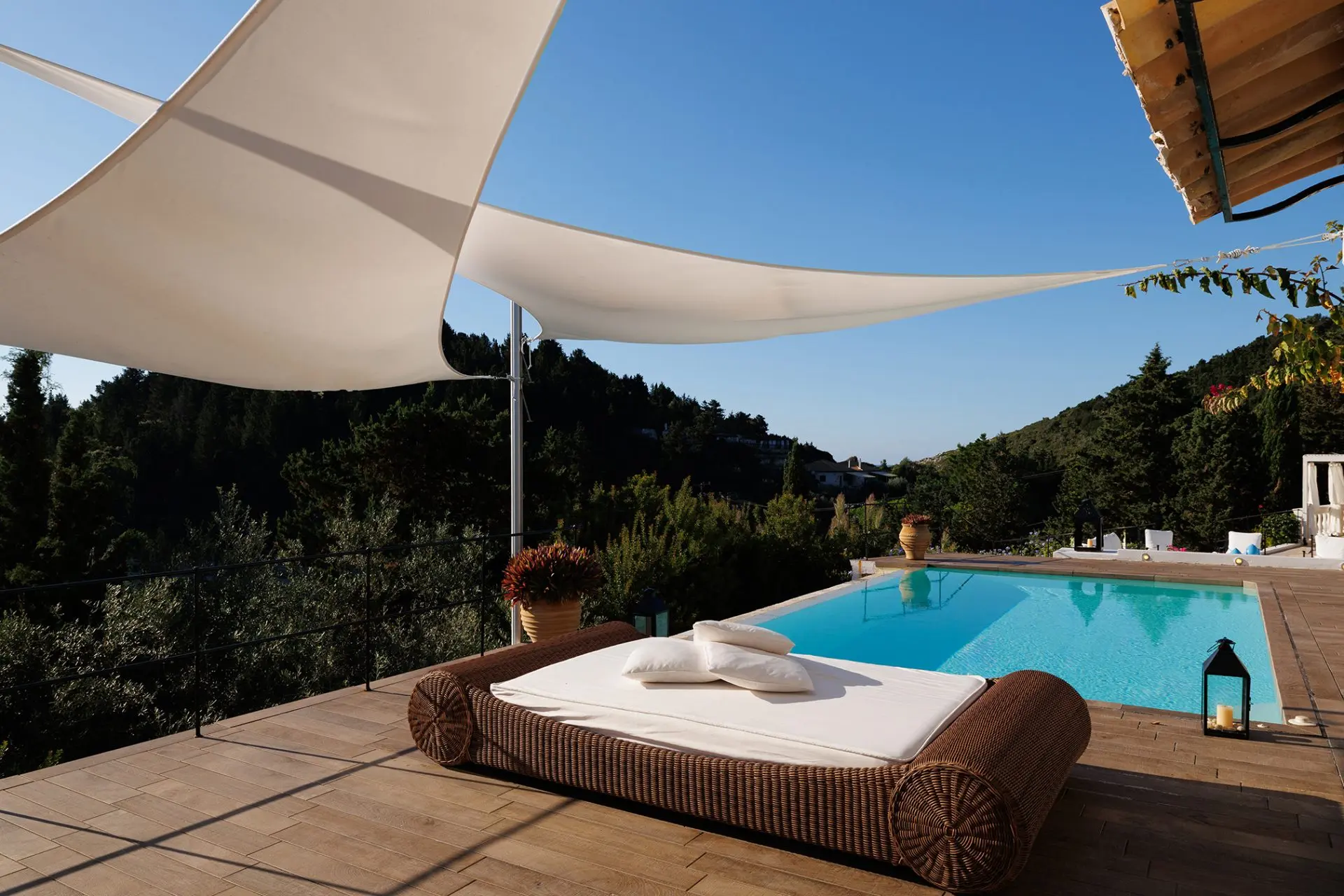 Marina – House with guest house in Paxos