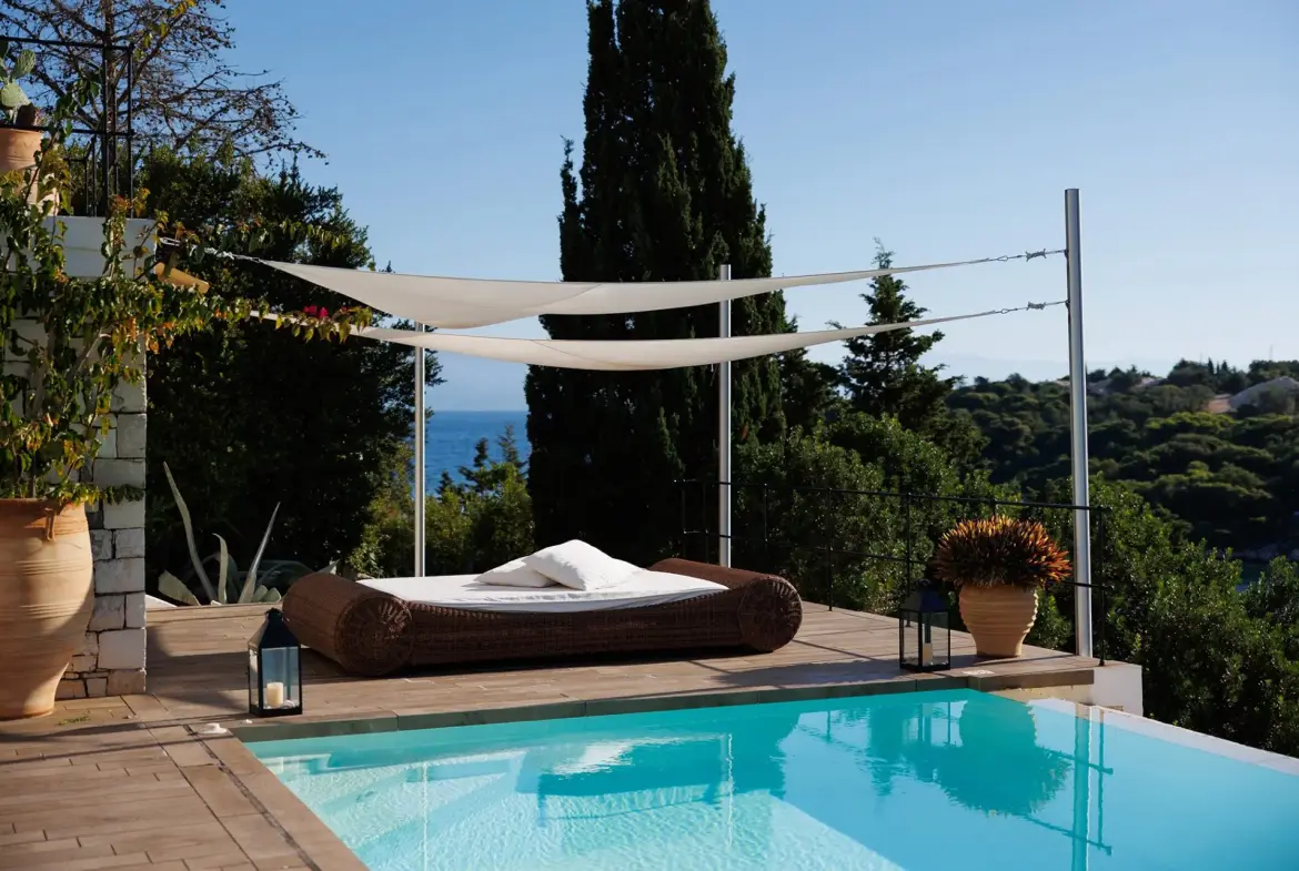 Marina – House with guest house in Paxos
