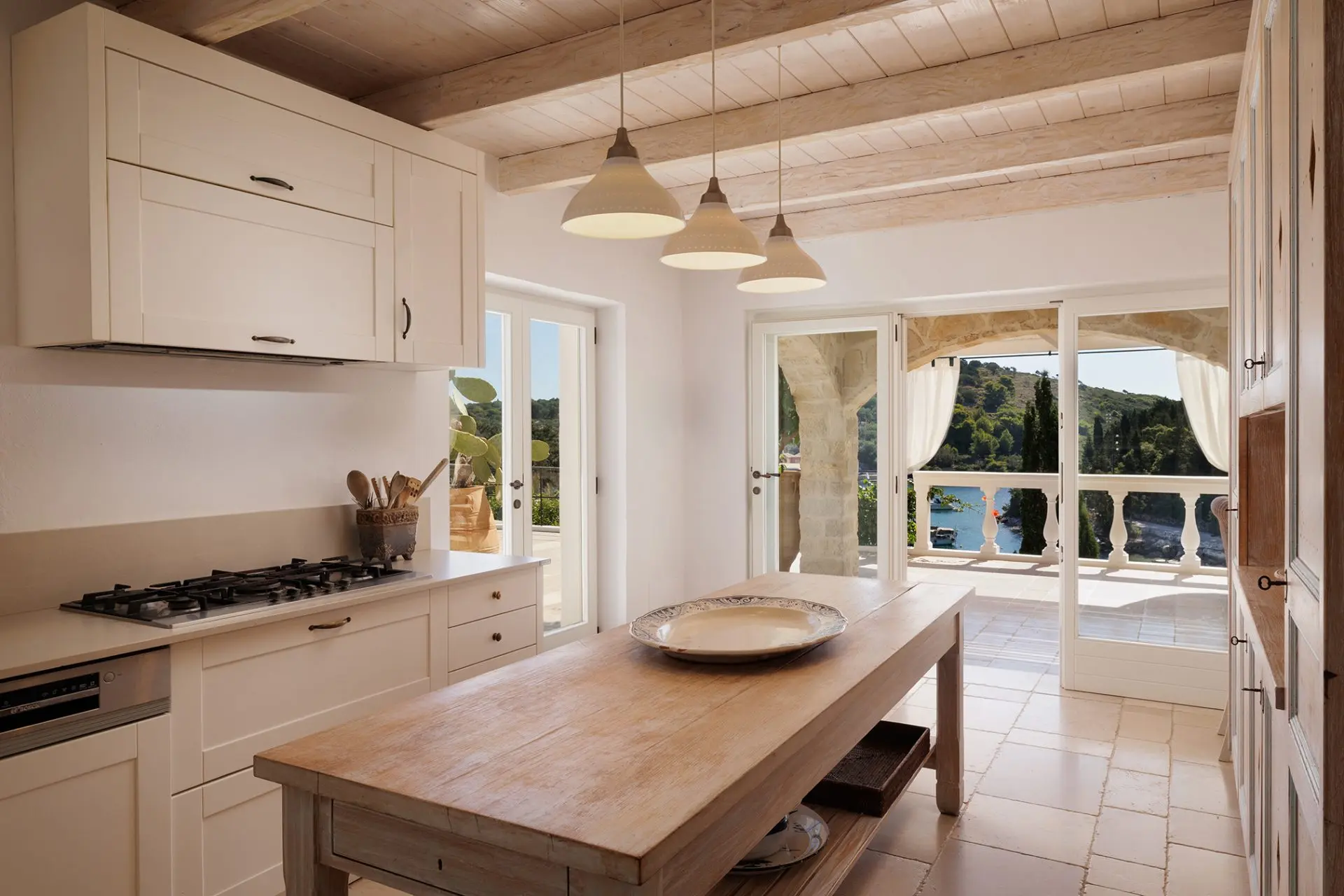 Marina – House with guest house in Paxos