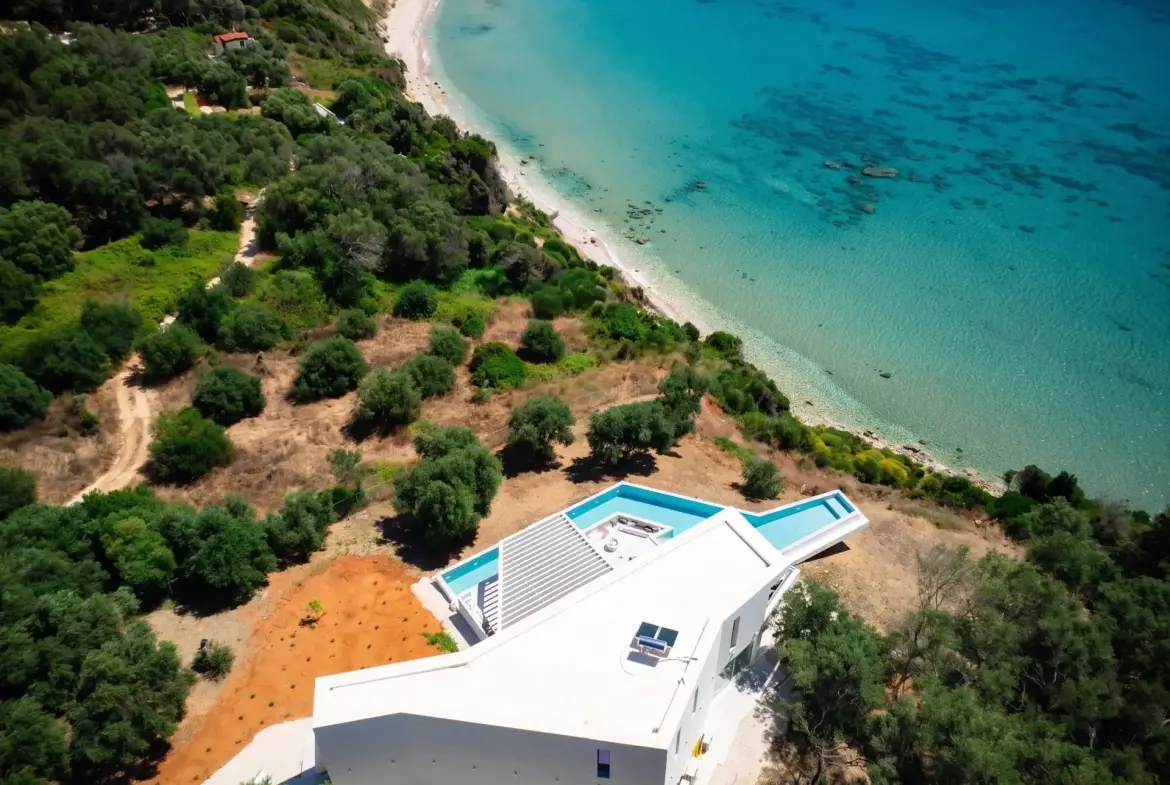 Maris – House in Corfu