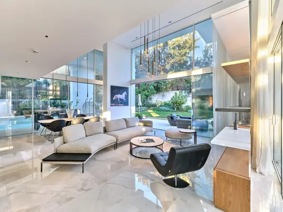 Maximus – Apartment in Glyfada