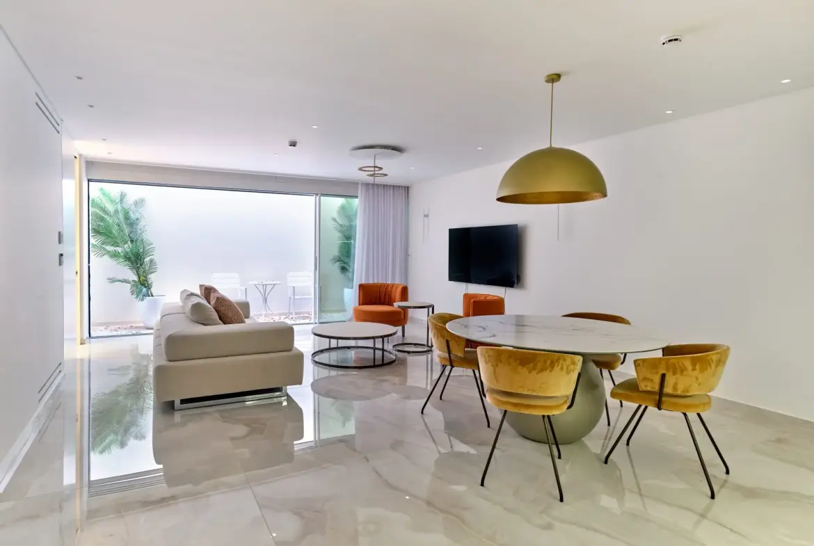 Maximus – Apartment in Glyfada