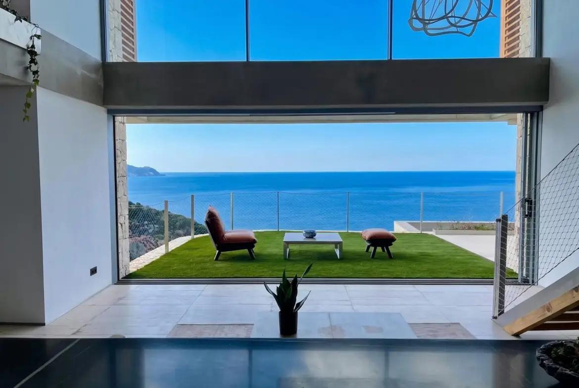 Nalya – House in Corfu