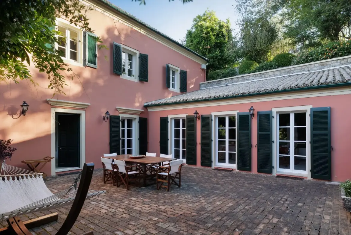 Nemora – House in Corfu