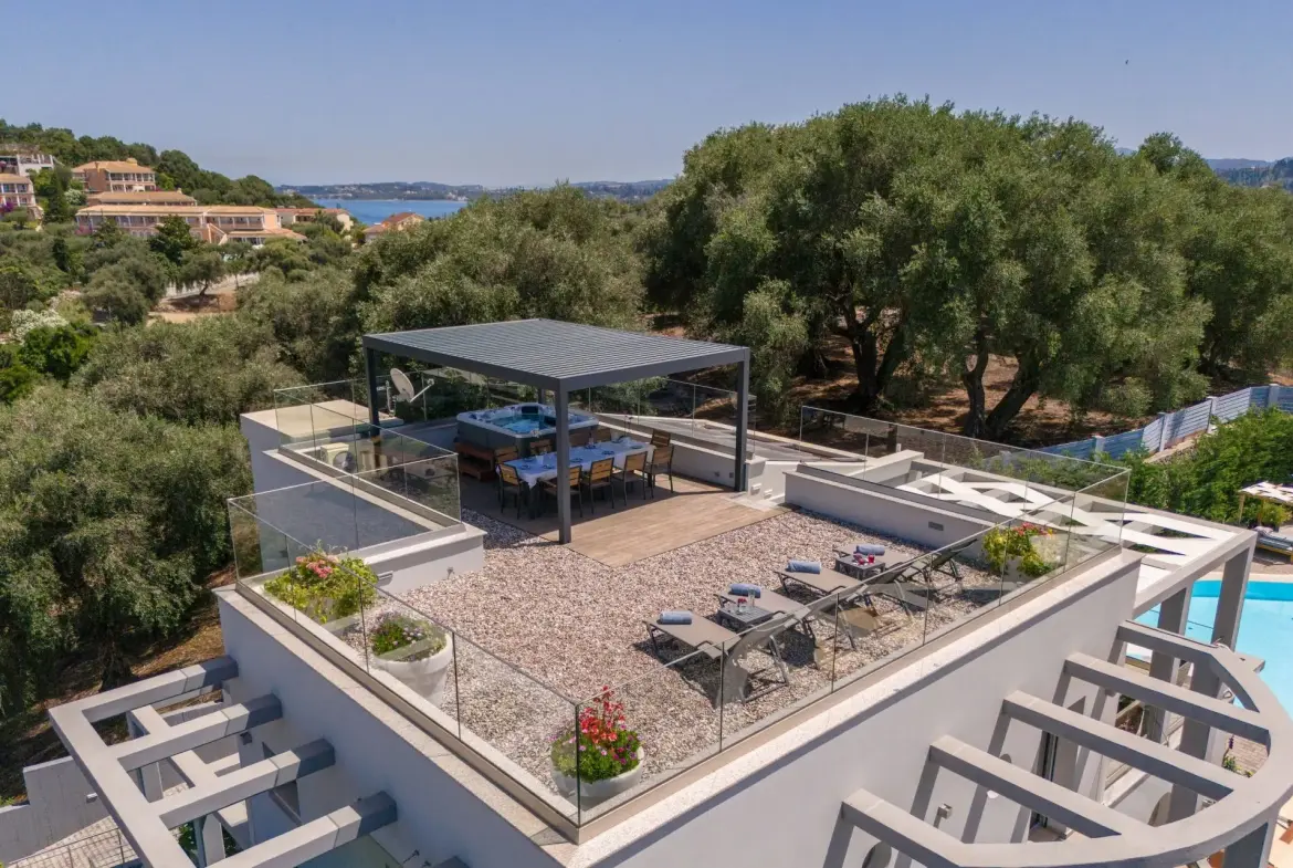 Nidus – House in Corfu