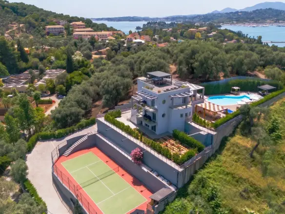 Nidus – House in Corfu