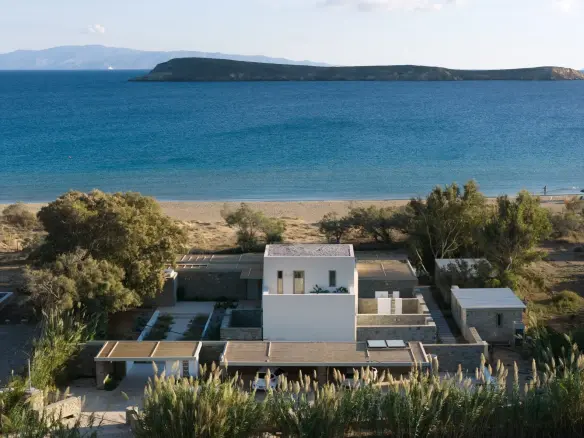 Noema – House in Paros