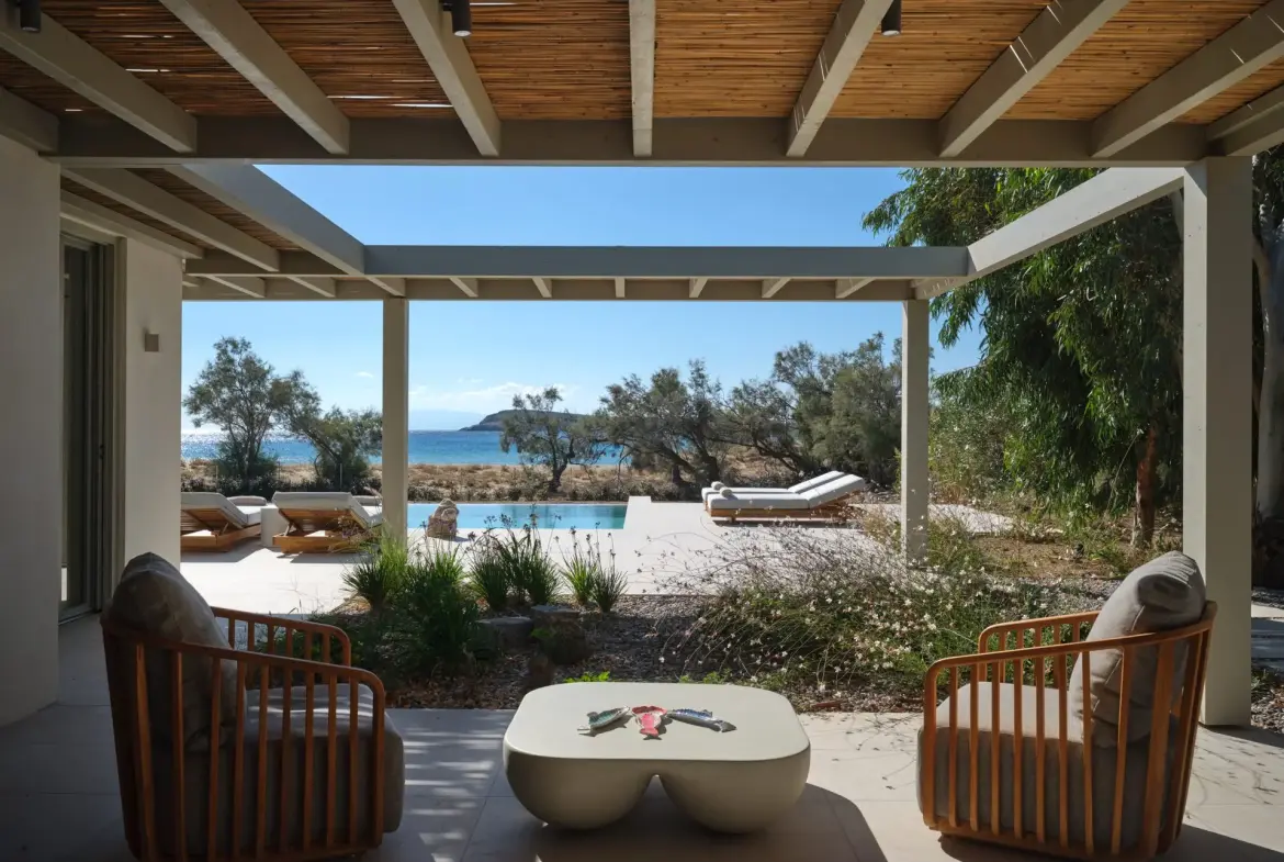 Noema – House in Paros