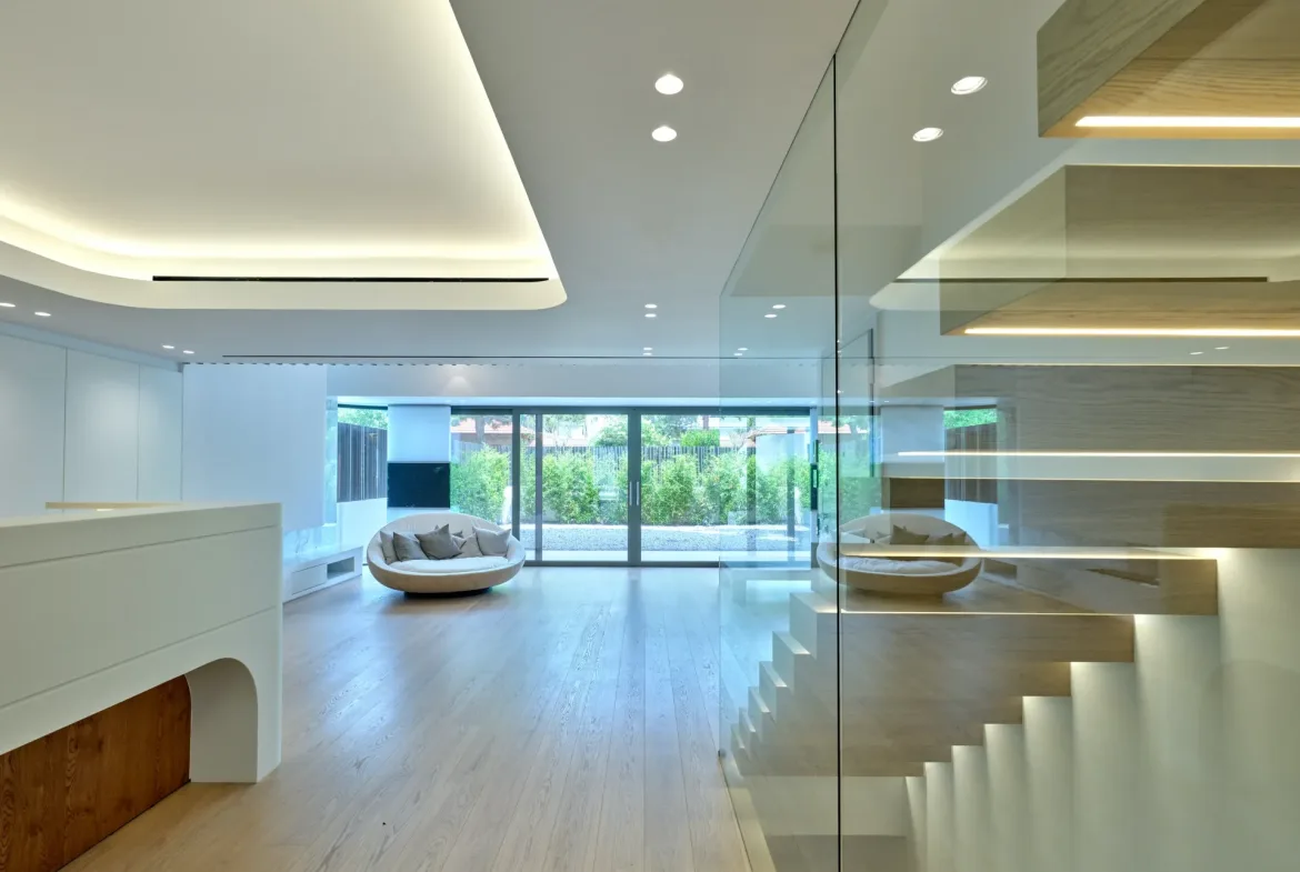 Orenda – Apartment in Glyfada