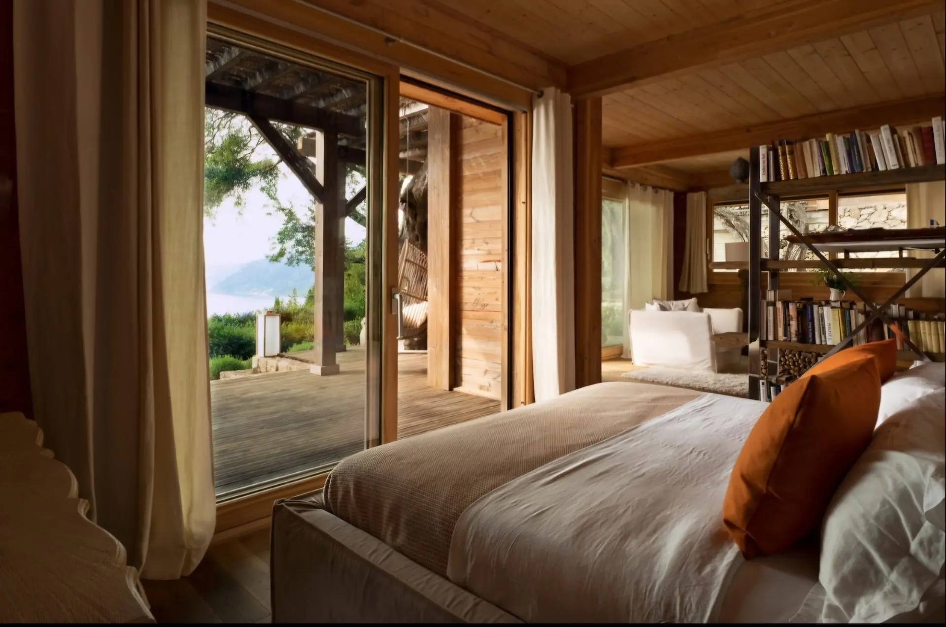 Esperos Estate – House with guest house in Corfu