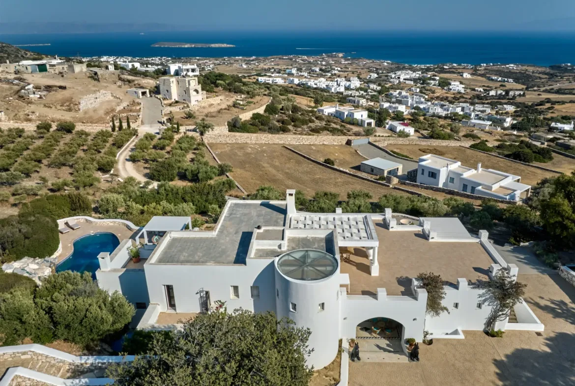 Oniromanza – House in Paros