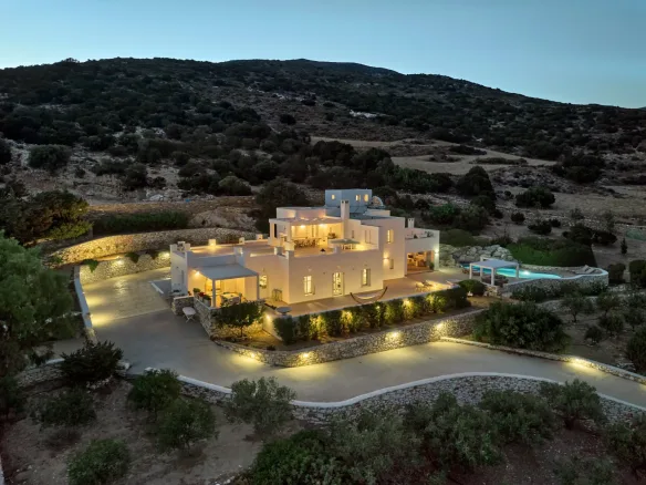 Oniromanza – House in Paros