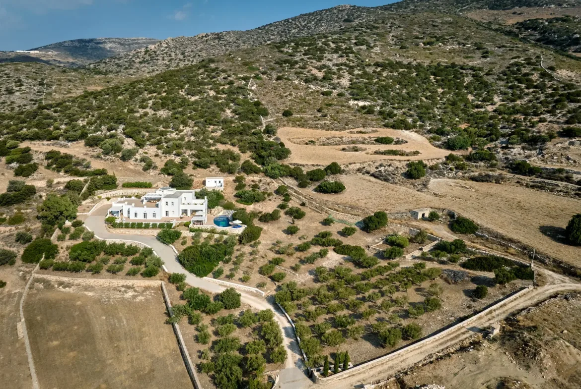 Oniromanza – House in Paros