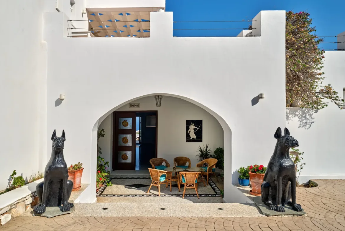 Oniromanza – House in Paros
