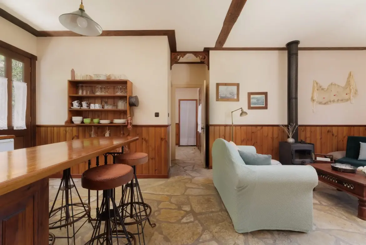 Penelope – House in Ithaca