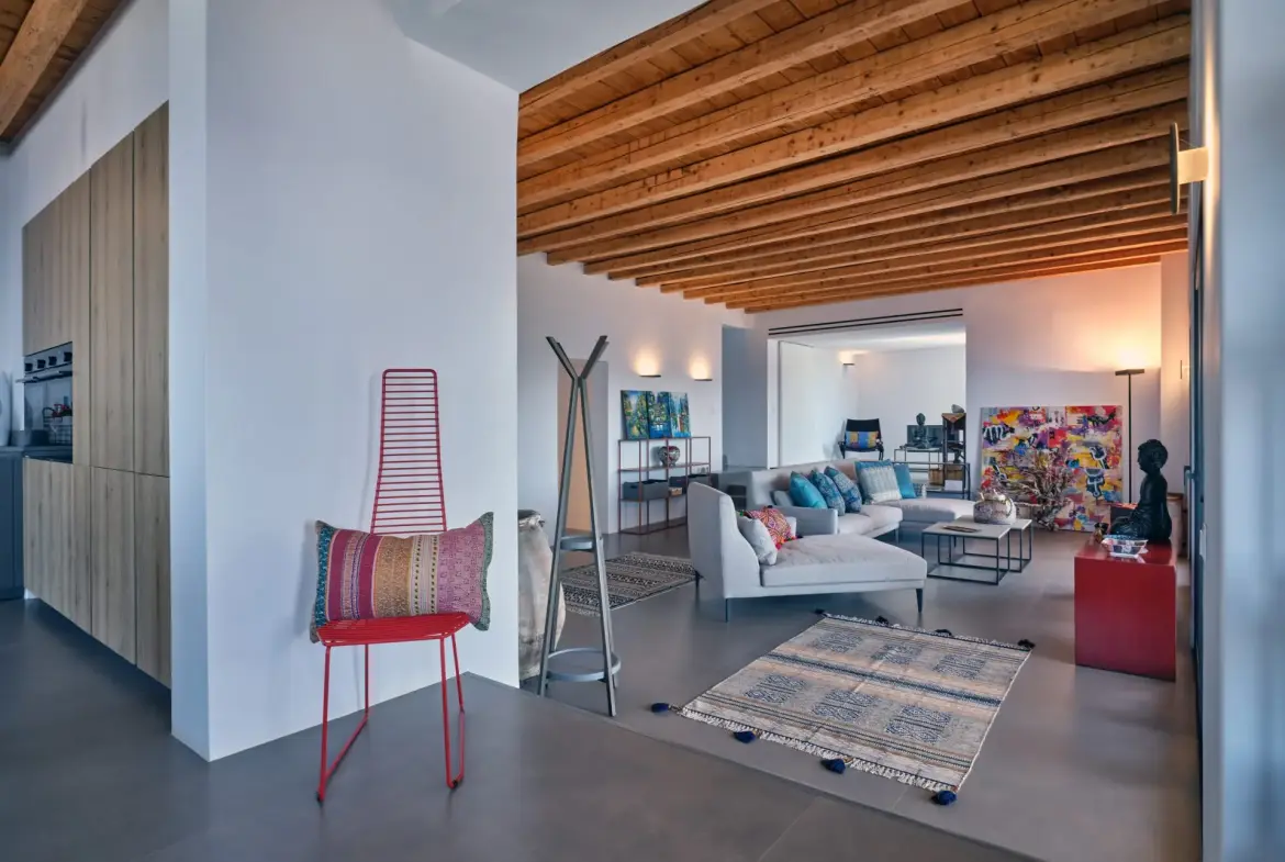 Pnoe – House in Andros