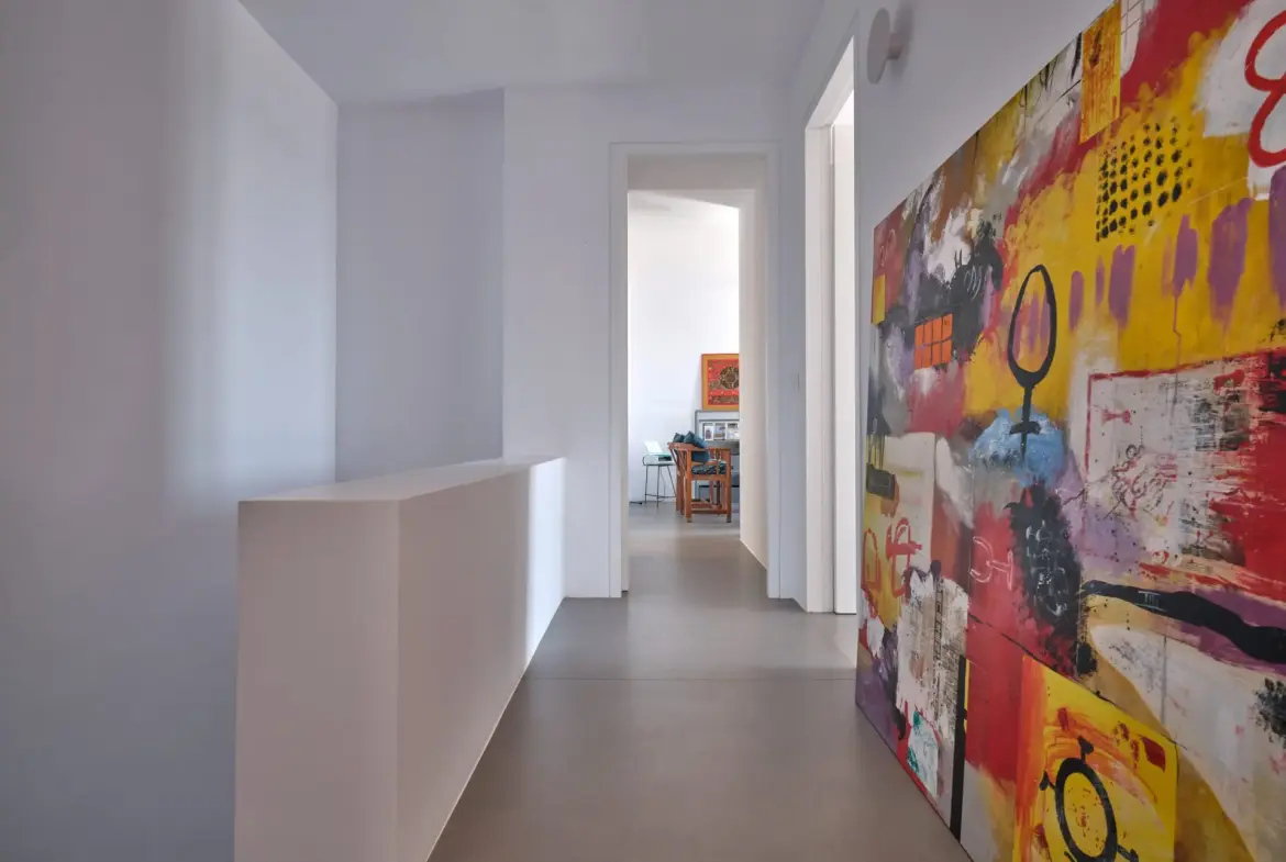 Pnoe – House in Andros
