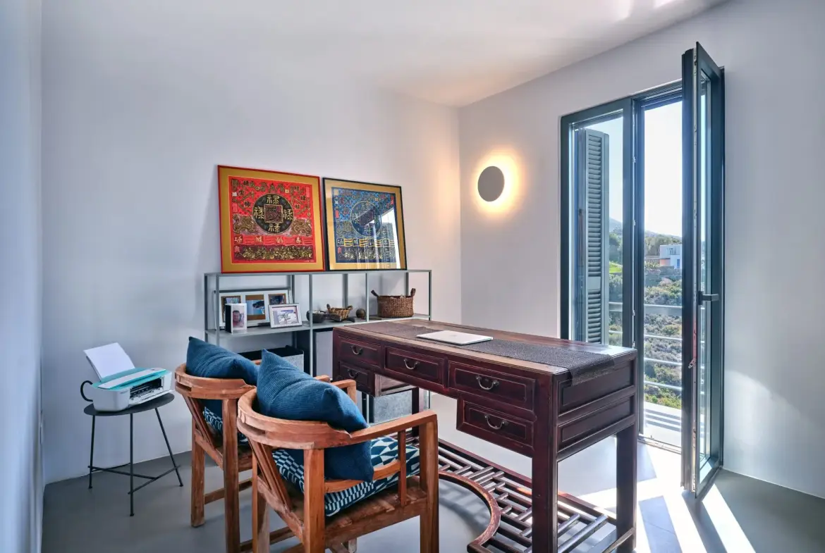 Pnoe – House in Andros