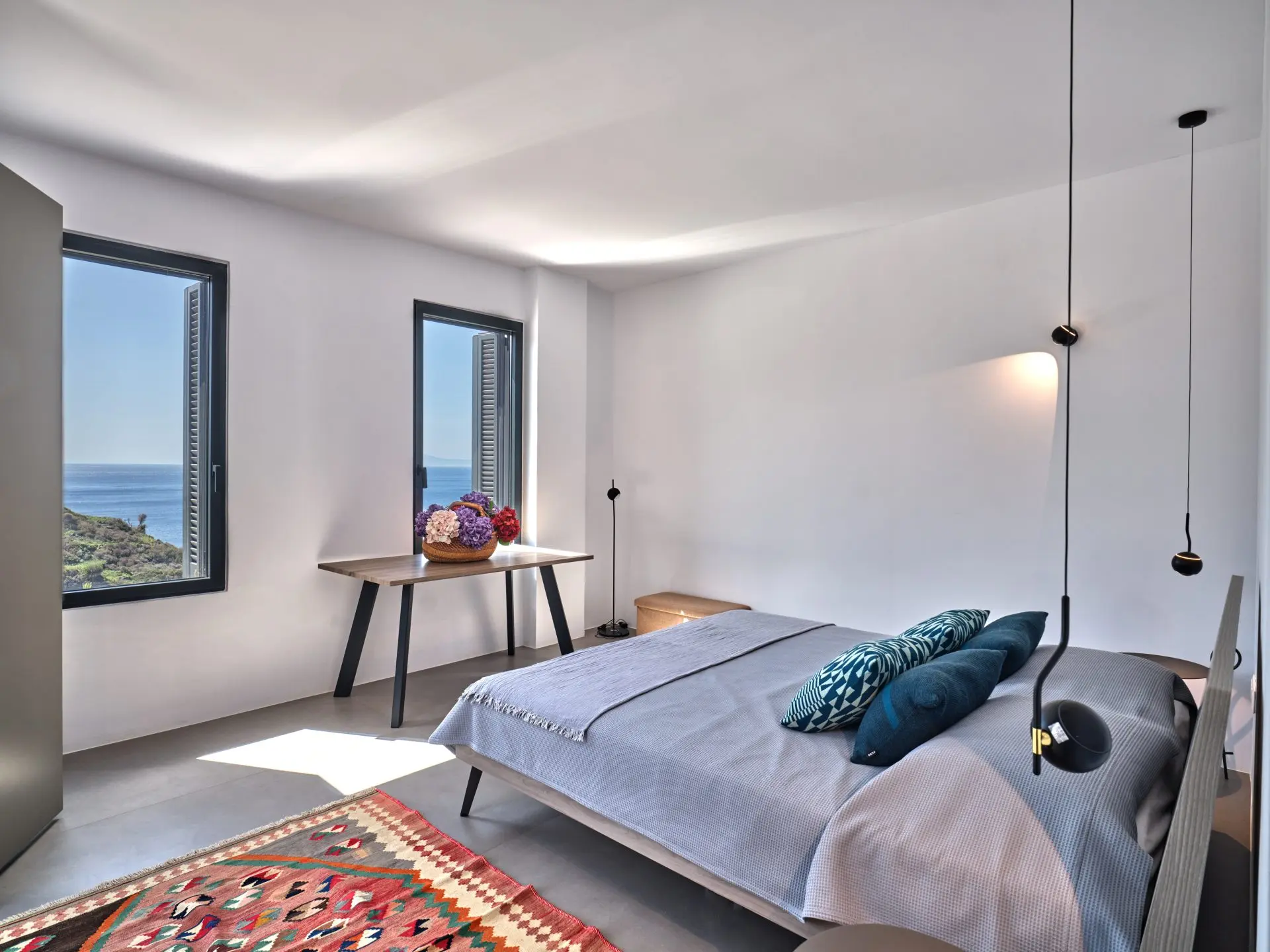 Pnoe – House in Andros
