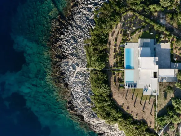 Portrait – House in Lefkada
